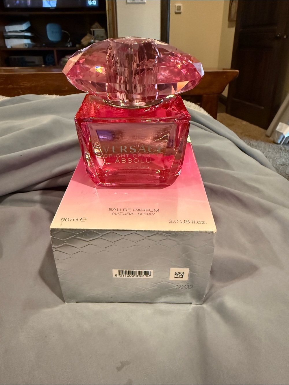 Versace Bright Crystal Absolu Parfum - Picture 5 of 5